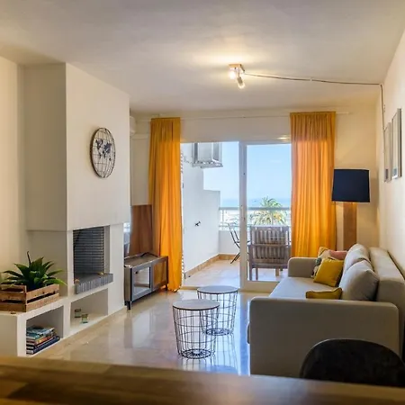 Marina With Sea Views, Pool And Parking Apartment Estepona
