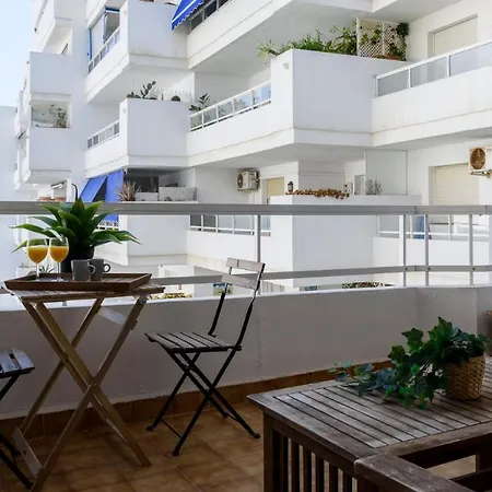 Marina With Sea Views, Pool And Parking Apartment Estepona