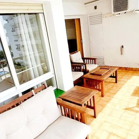 Marina With Sea Views, Pool And Parking Apartment *
