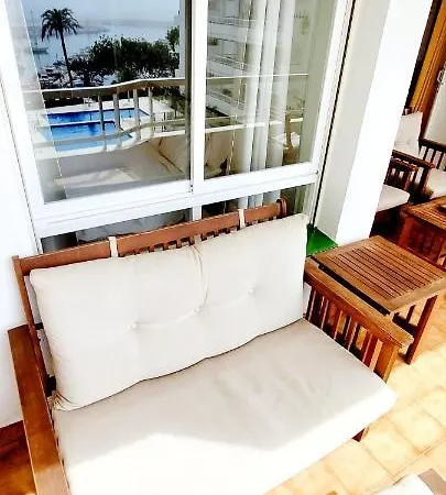Apartment Marina With Sea Views, Pool And Parking